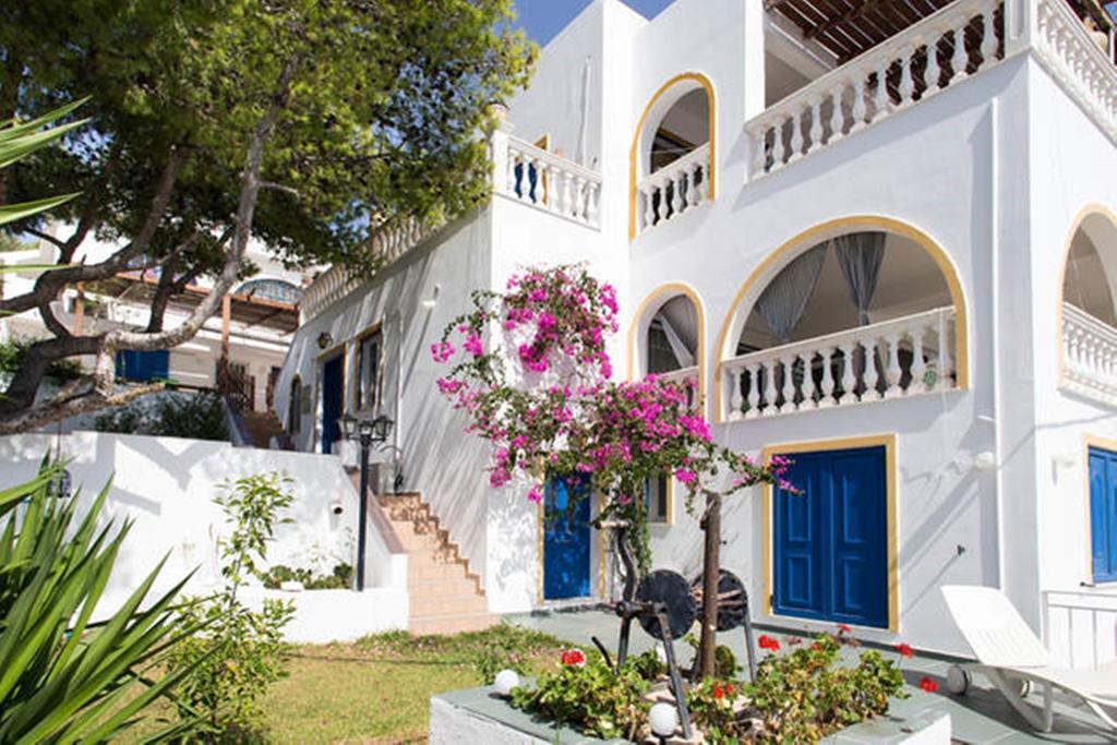 Wavedance Accommodation Salamina Esterno foto